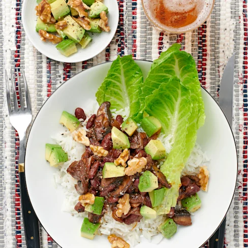 Pulled mushrooms med valnötter