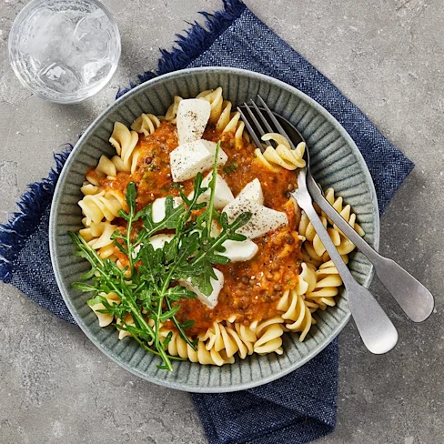 Pasta med mozzarella och linser