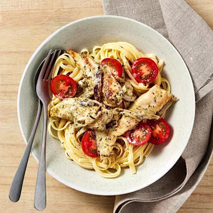 Kycklingpasta med basilikapesto