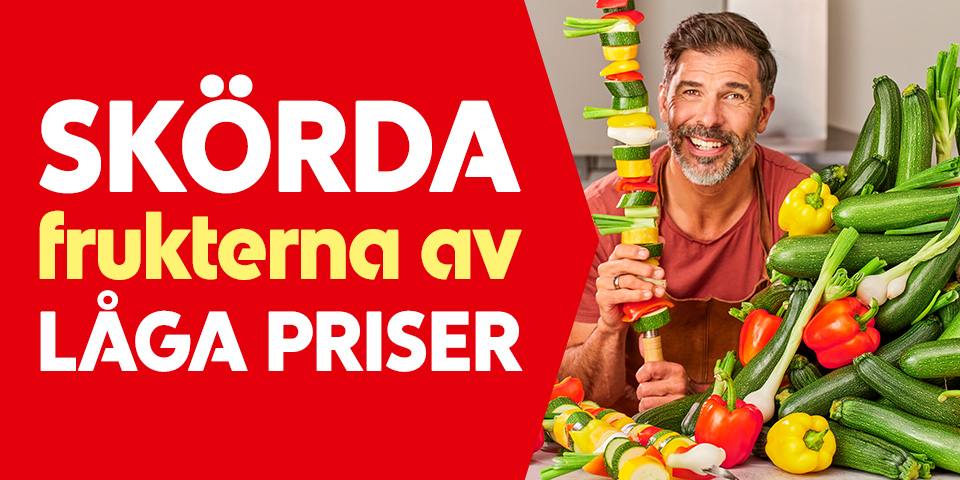SKÖRDA frukterna av LÅGA PRISER. En person håller ett spett med grönsaker, omgiven av olika grönsaker som zucchini och paprika. Klicka för att handla.