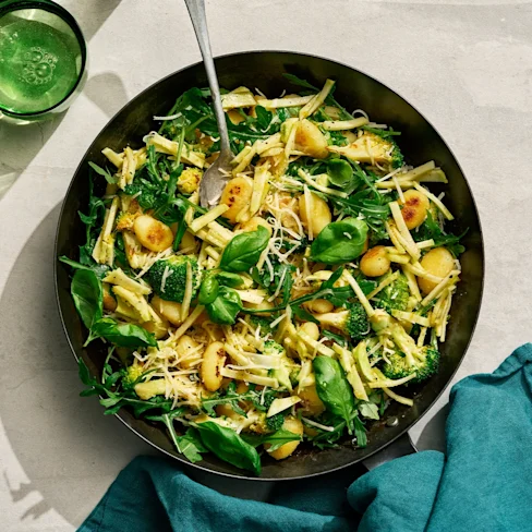 Ljummen gnocchisallad med citrondressing