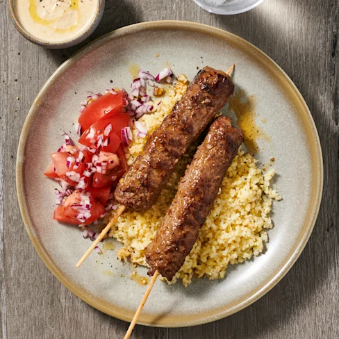 Kebabspett med kikärtsröra