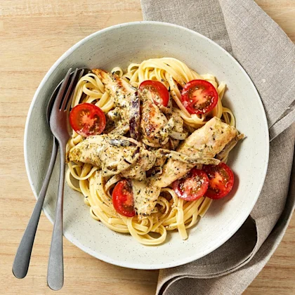 Kycklingpasta med basilikapesto