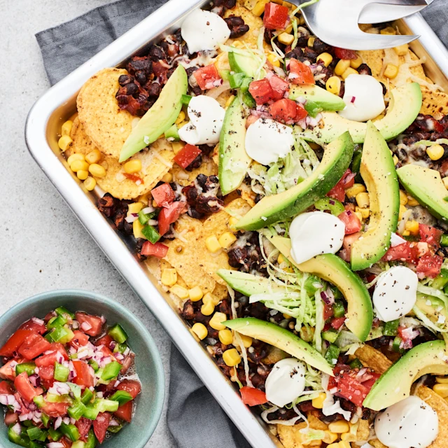 Nachos med kryddiga svarta bönor