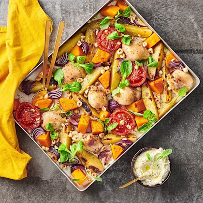 Butternut pumpa i ugn med potatis, kycklinglår och ostkräm