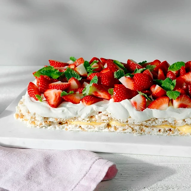 Rice Krispies-tårta