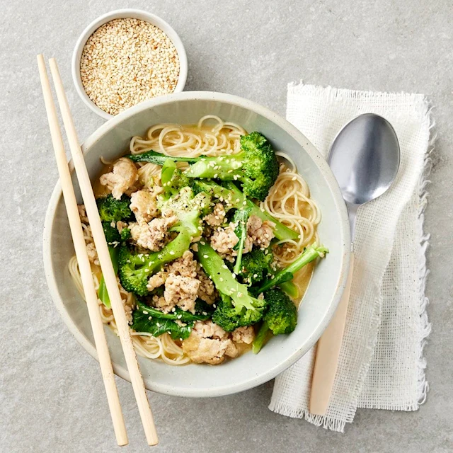 Kokosramen med kycklingfärs