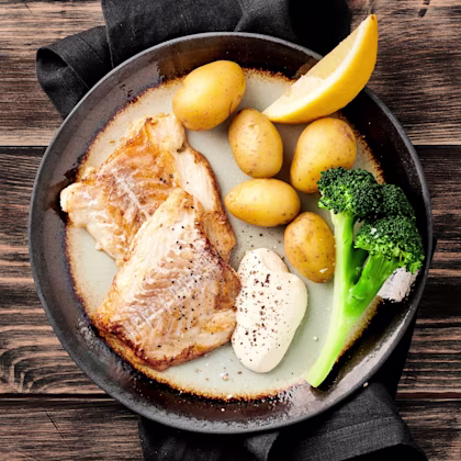 Stekt sej med citronsås och broccoli