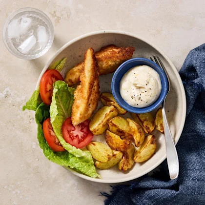 Kycklingnuggets med rostad potatis och citronmajo