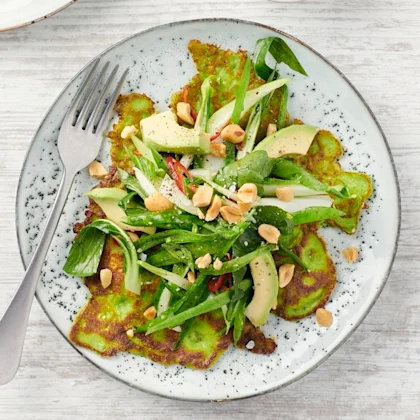 Asiatiska spenatpannkakor med ingefära och jordnötter