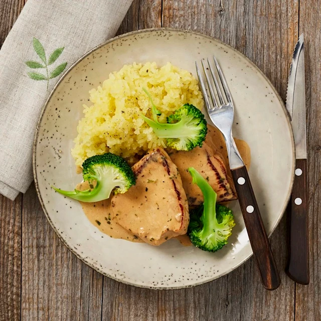 Fläskytterfilé i dragonsås med pressad potatis