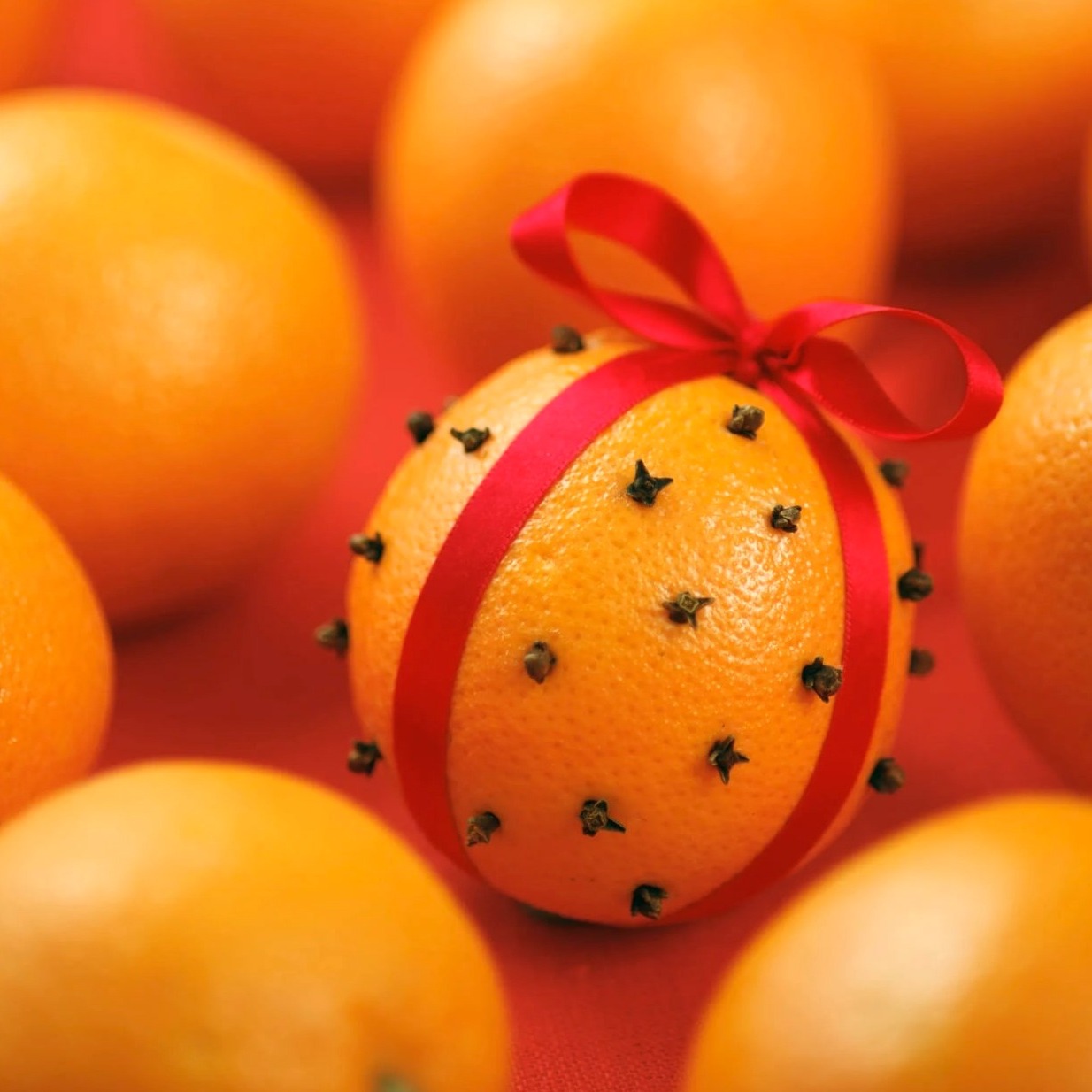 Apelsin med nejlikor