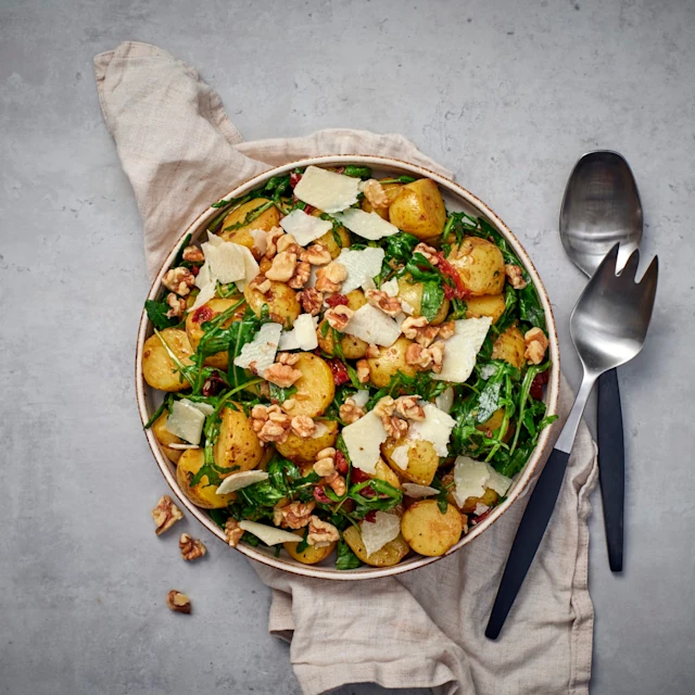 Färskpotatissallad med rucola