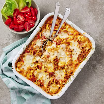 Tortellinigratäng med mozzarella