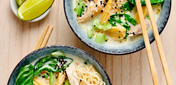 Kokosmjölksramen med kyckling
