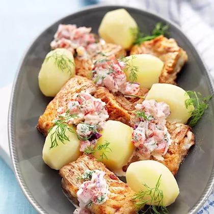 Stekt torsk med tomat och kräftröra