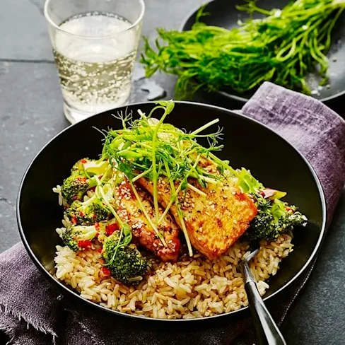 Sojastekt tofu med broccoli och chili