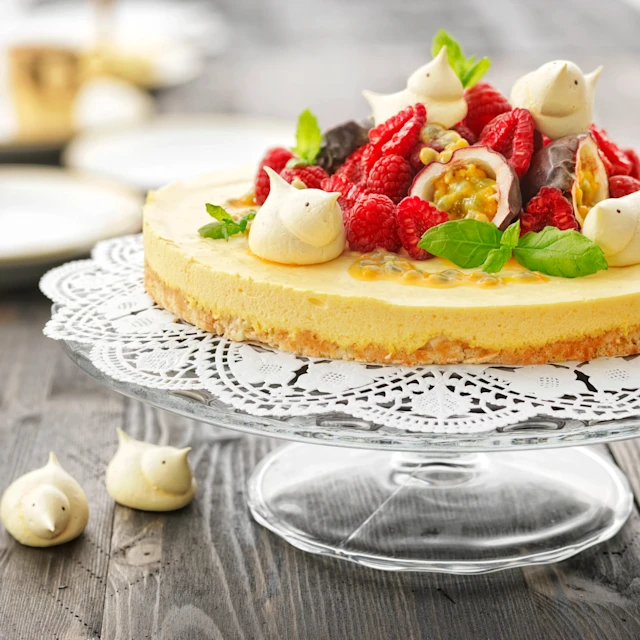 Påskmoussetårta med kokos och mango