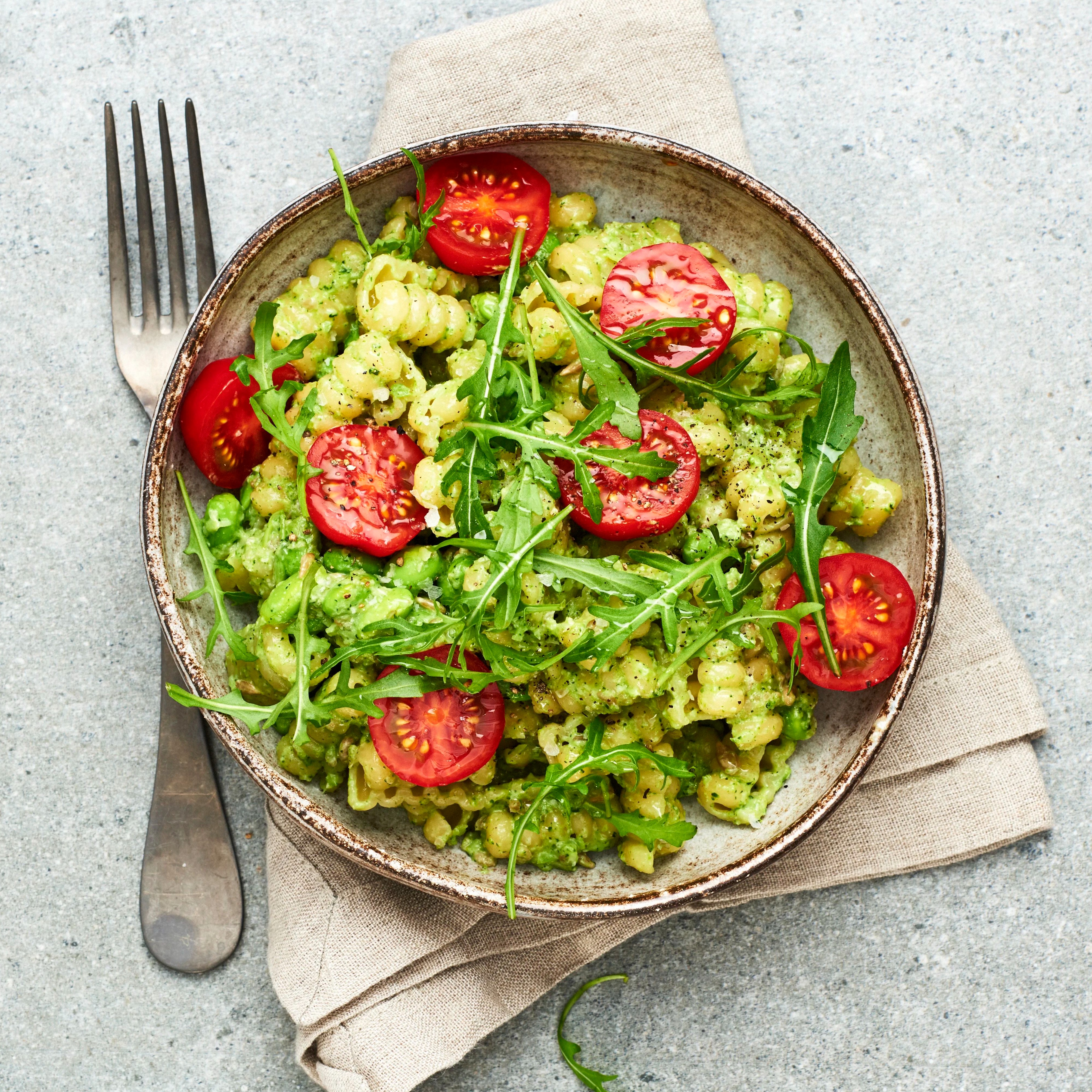 Pasta med broccolipesto och sojabönor