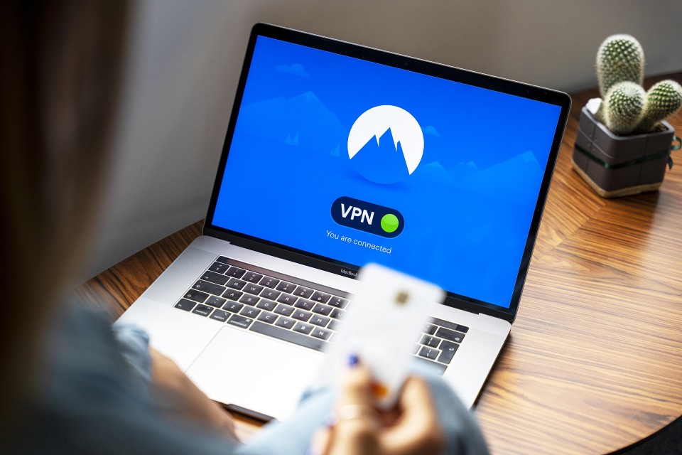2020-10-26 – Panduan Memilih Perangkat Lunak PDF & Penandatanganan Elektronik untuk Bisnis Kamu – Tampilan VPN
