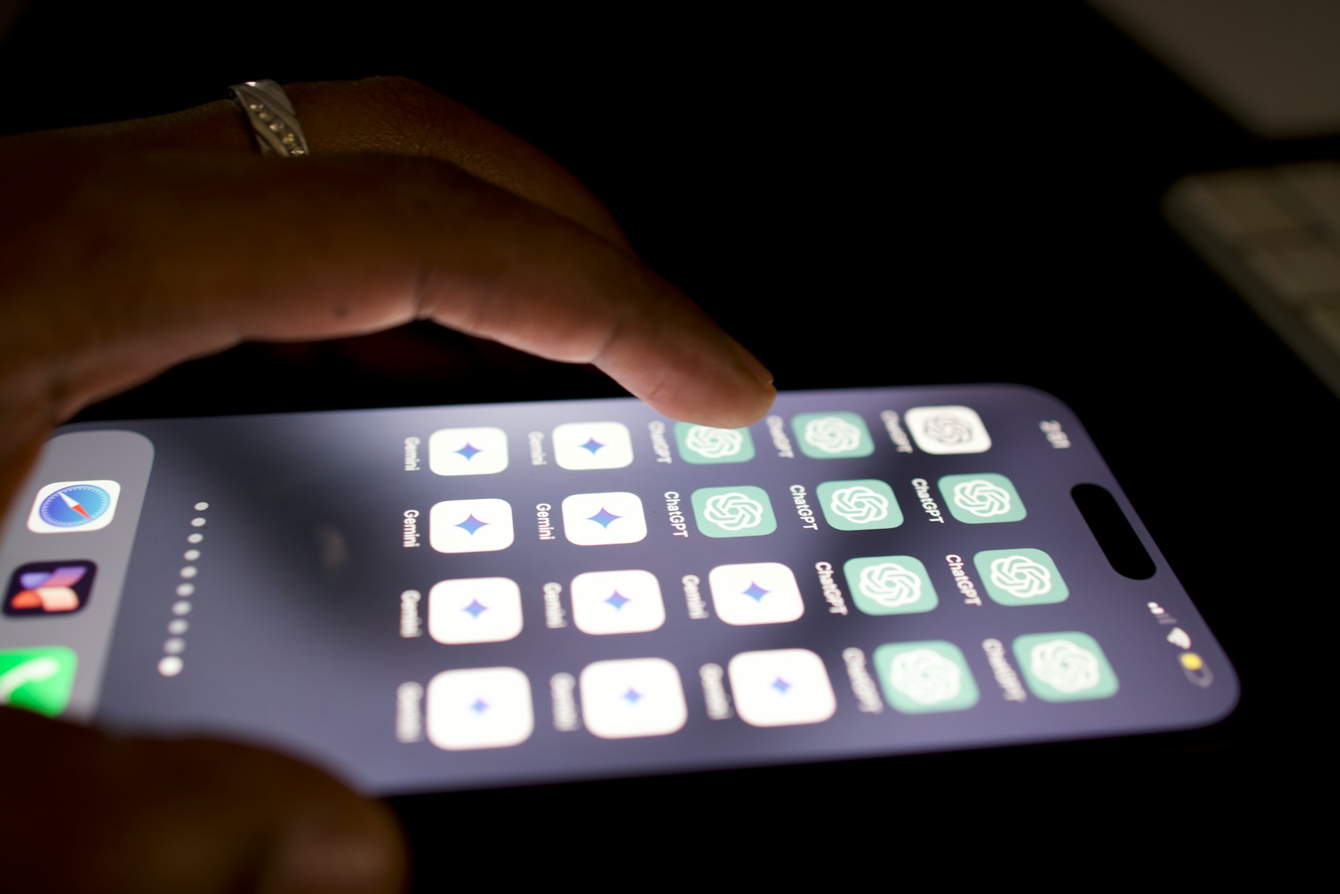 phone-ai-image