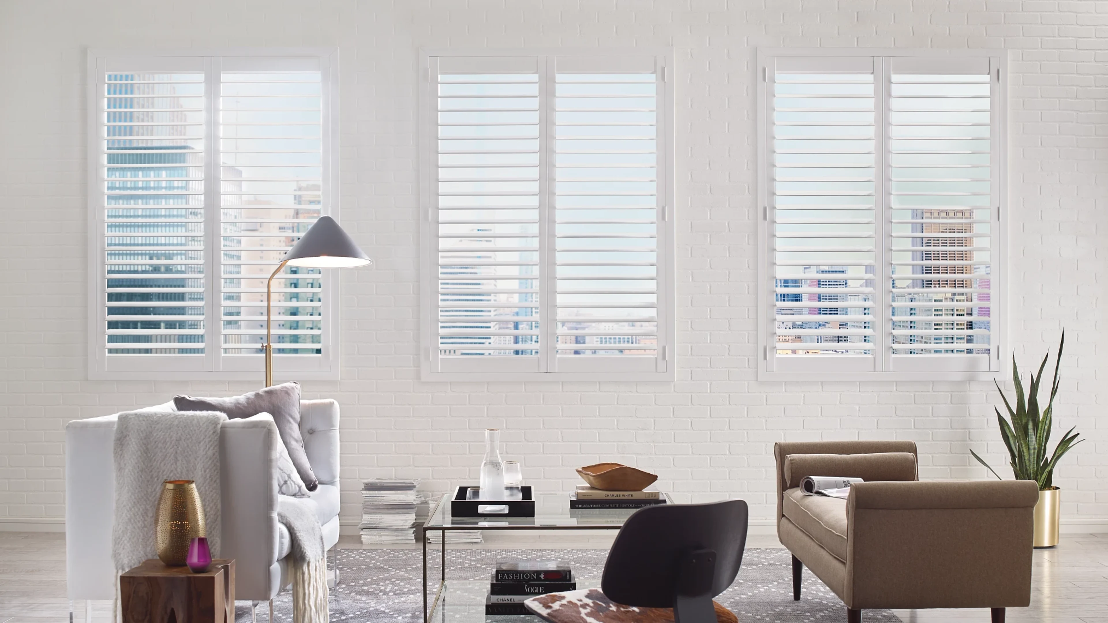Frame And Shutter White, gear system, window shutters with Z frame in living room.