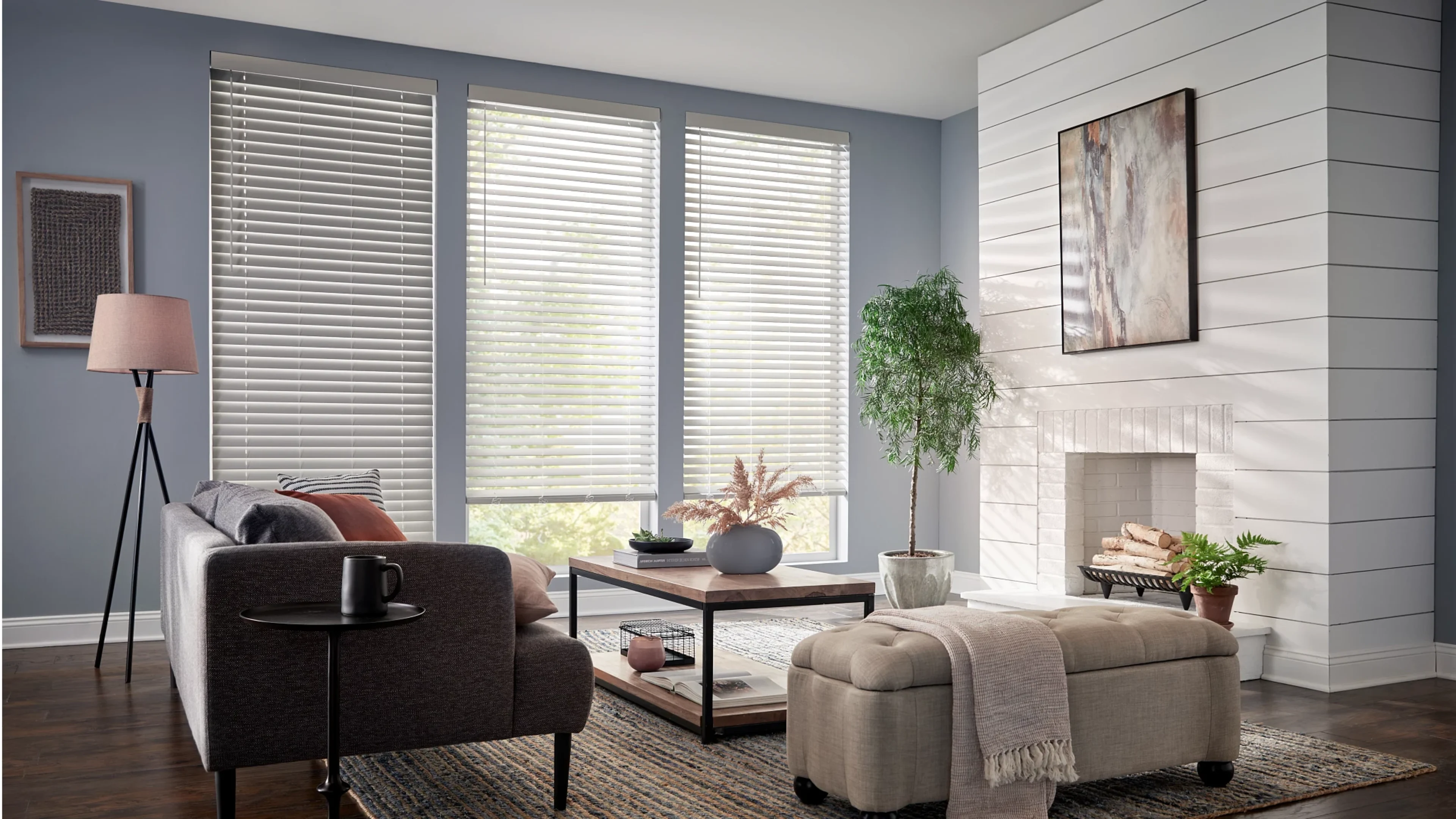 A closer look at Benefits Of Faux Wood Texture In Window Shades