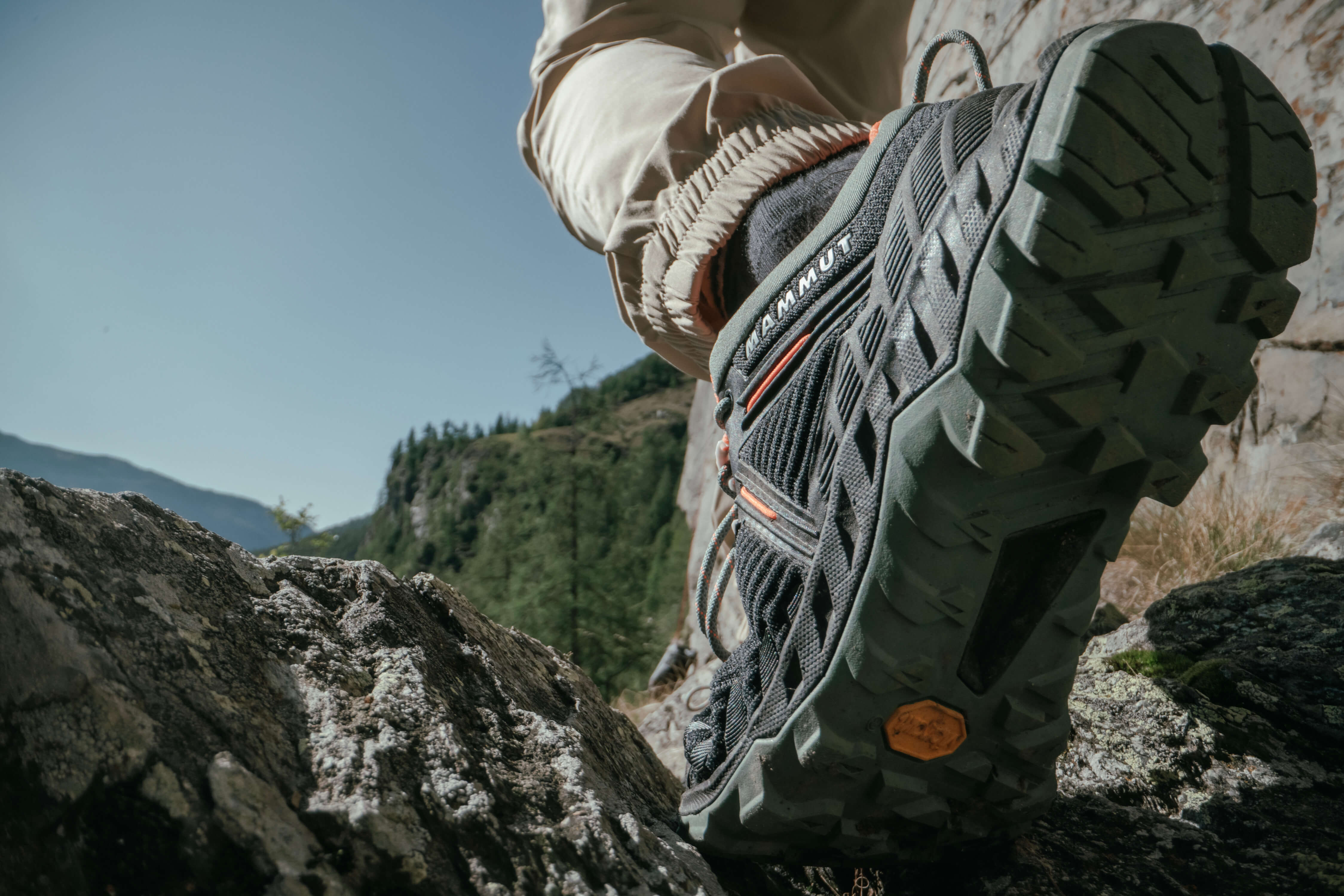 Gore-Tex Hiking Boots: Men's & Women's | Mammut