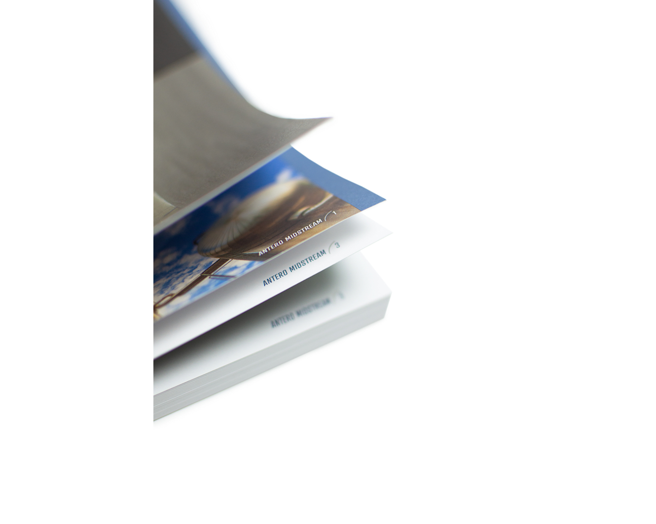 2018 Midstream AR Page Corner Close-Up