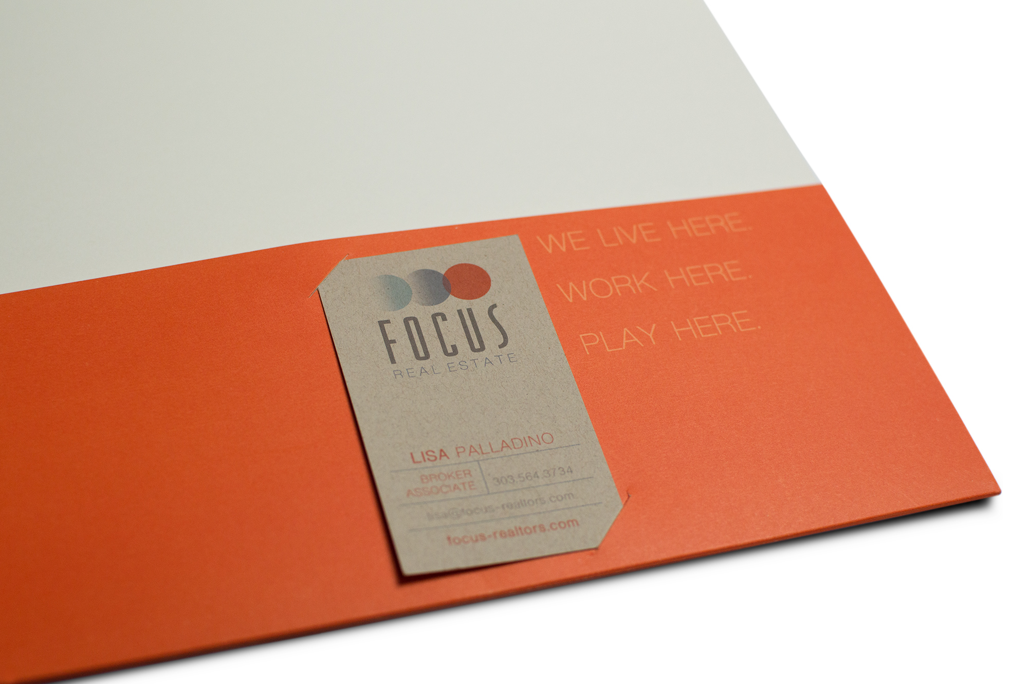 Focus Real Estate – Pocket Folder Business Card Holder