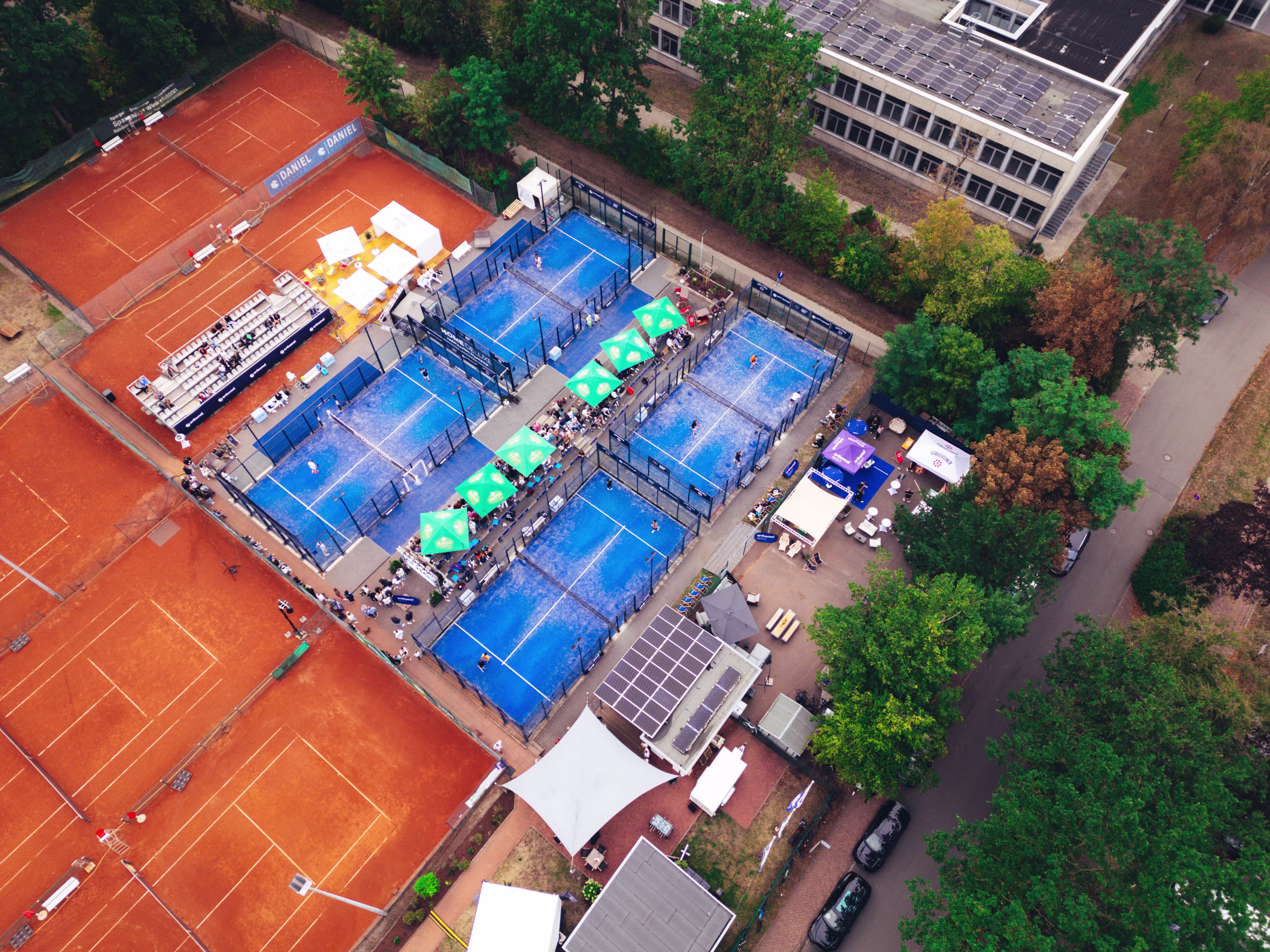 GPS Court von Oben