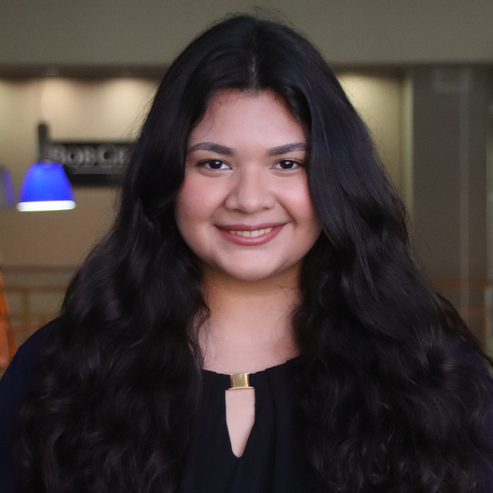 Headshot of Isabella Castro, 2025-2027 Voyager Scholarship Recipient