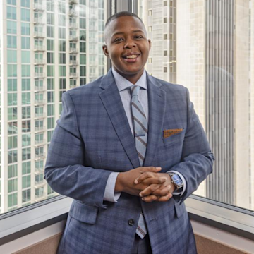 Ashlee Davis - Obama alum leading with PRIDE | The Obama Foundation