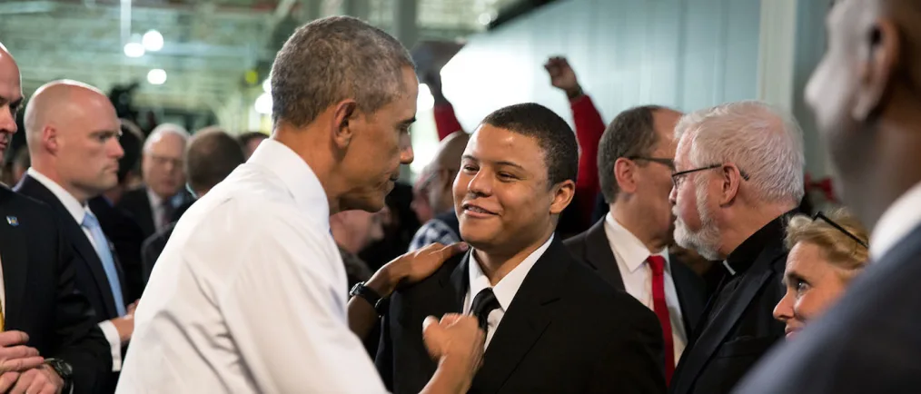 President Barack Obama greets Ramone Davis