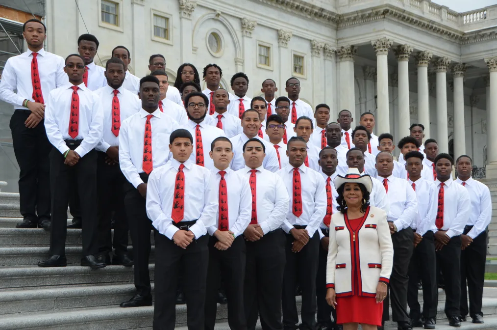 SPOTLIGHT ON COMMUNITY PARTNER - Congresswoman Frederica Wilson and the 5000 Role Models of Excellence