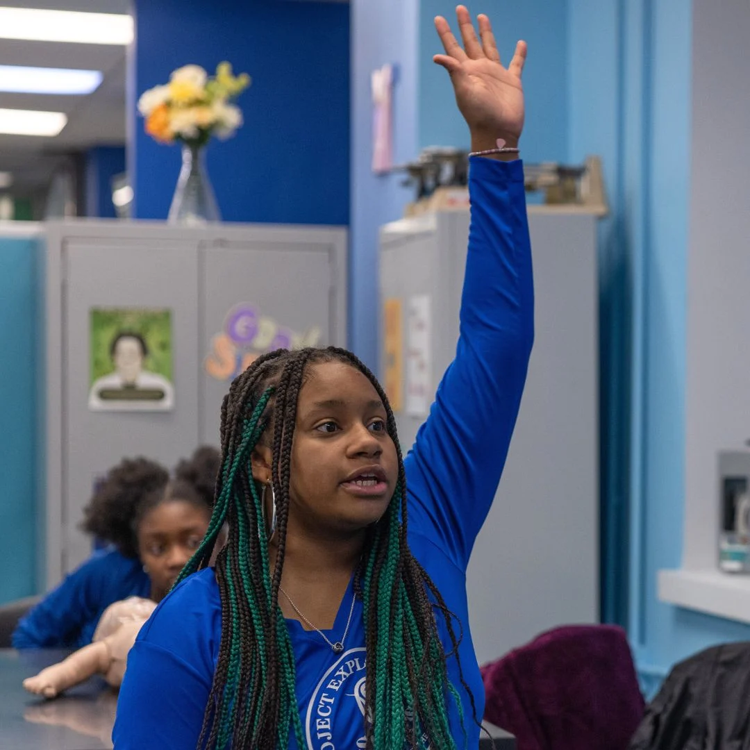 Bridging the gap in STEM education for girls in Chicago | The Obama ...