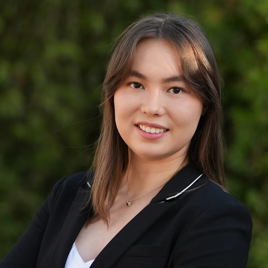 Headshot of Annabel Gensler, 2025-2027 Voyager Scholarship Recipient