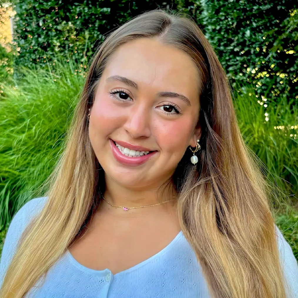 Headshot of Jacqueline Connolly, 2025-2027 Voyager Scholarship Recipient