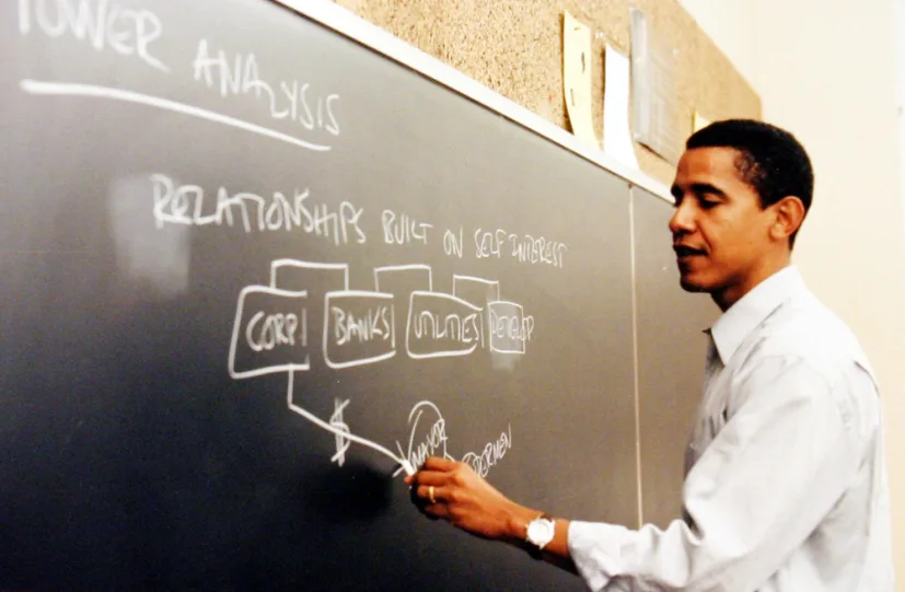 Barack Obama teaching at U Chicago