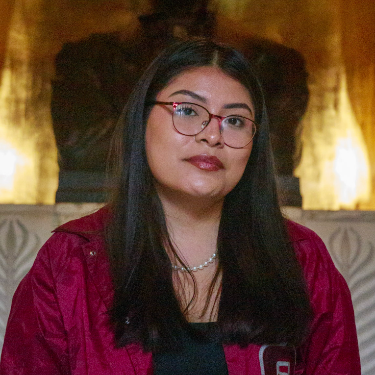 Headshot of Clara Alvarez-Leyva, 2025-2027 Voyager Scholarship Recipient