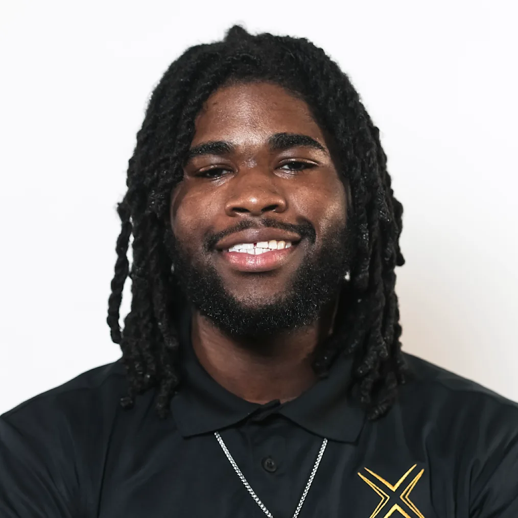 Headshot of Ja'lyn Jones, 2025-2027 Voyager Scholarship Recipient