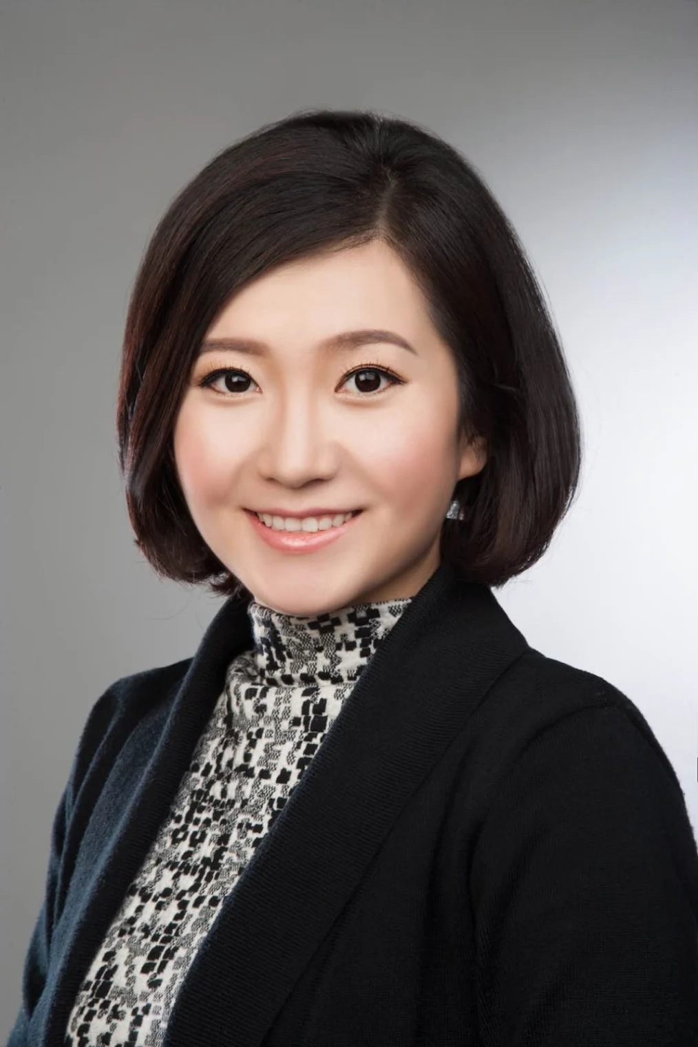 Head shot of Catherine Zhang