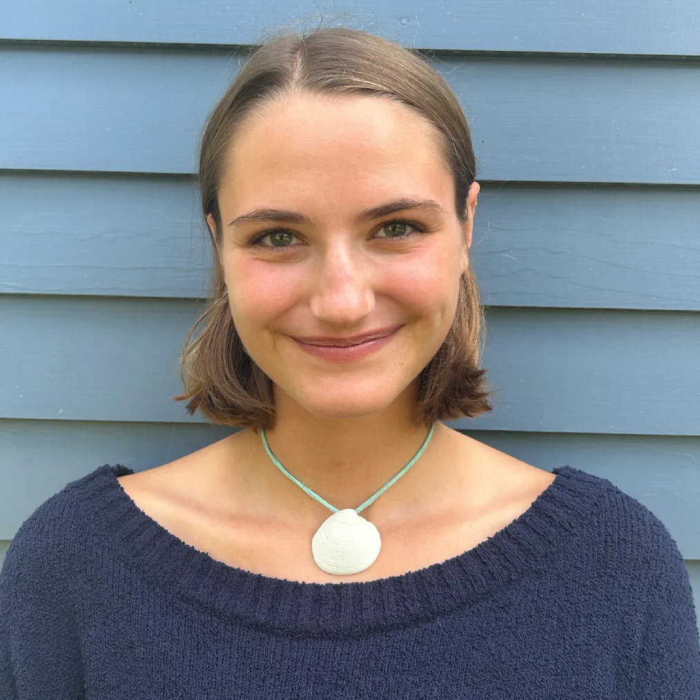 Headshot of Scout McKibben-Baier, 2025-2027 Voyager Scholarship Recipient