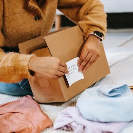 How to label a parcel.