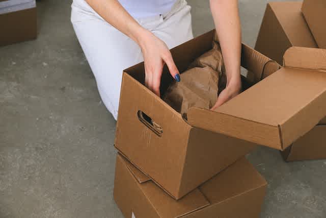 Cómo devolver un paquete a la empresa de transporte