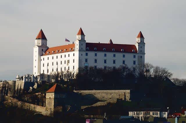 Tarifs pour un envoi de colis en Slovaquie.