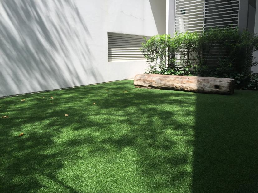 gallery-royal-grass-play-area-7