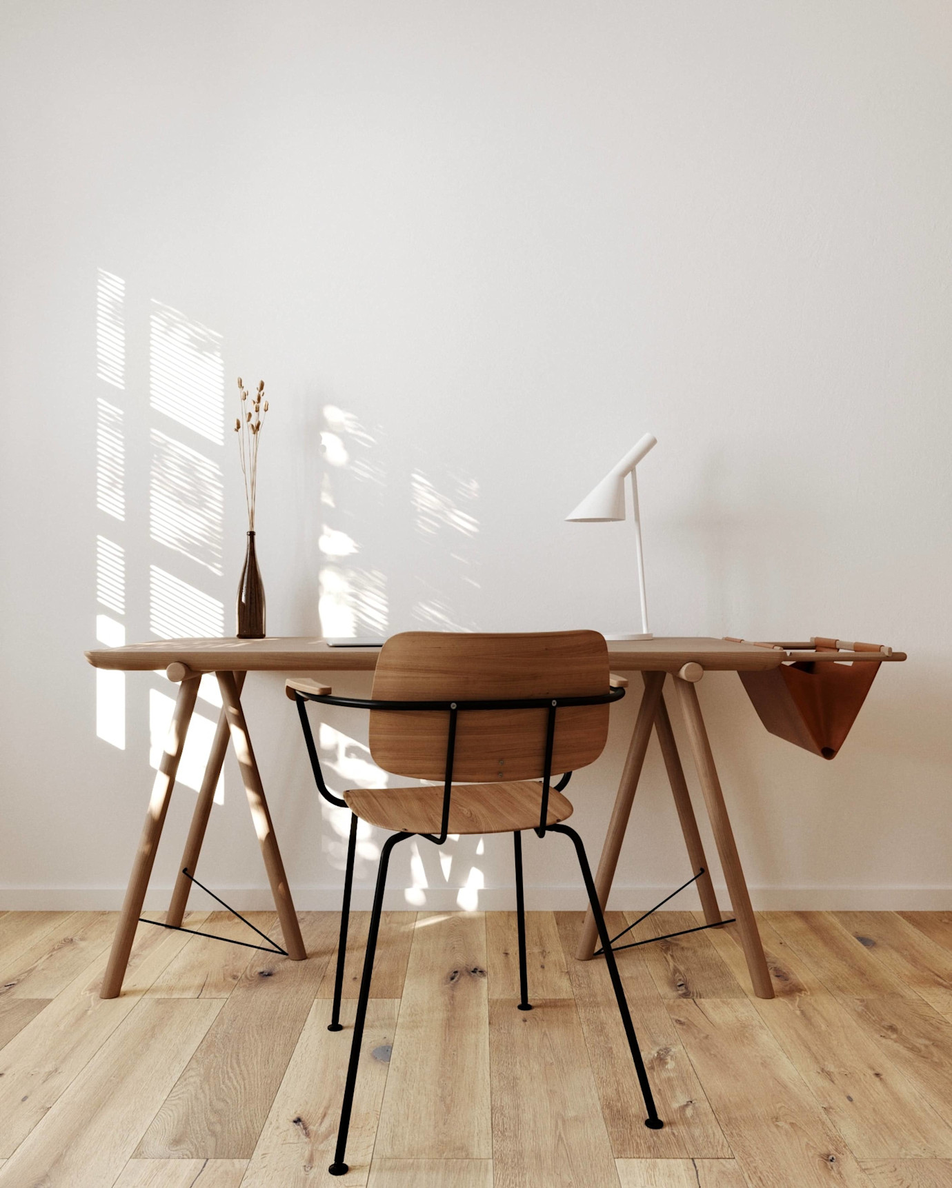 Creative workspace and home office ideas for freelancers in the fashion industry