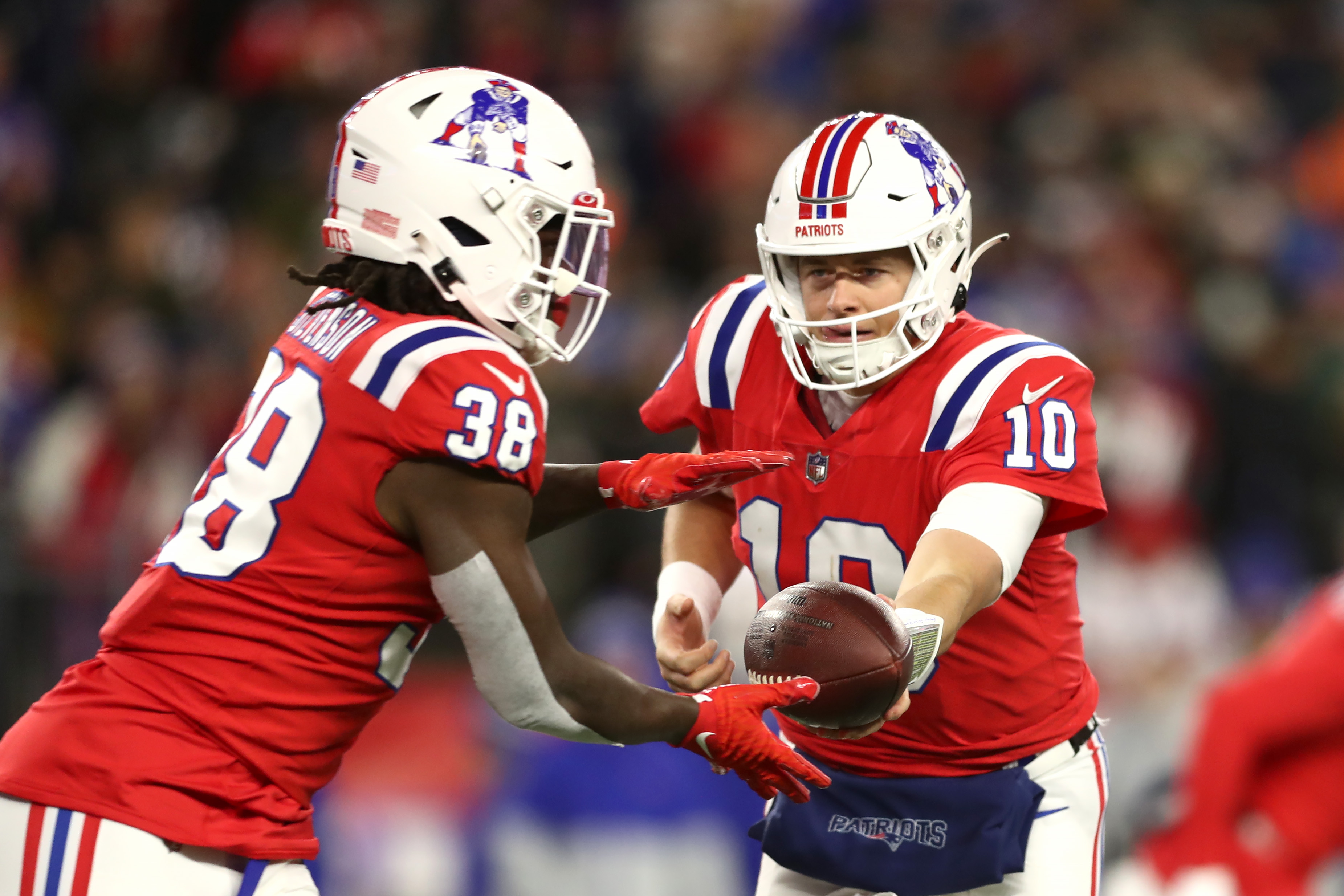 New England Patriots wide receiver Kayshon Boutte (80) lines up