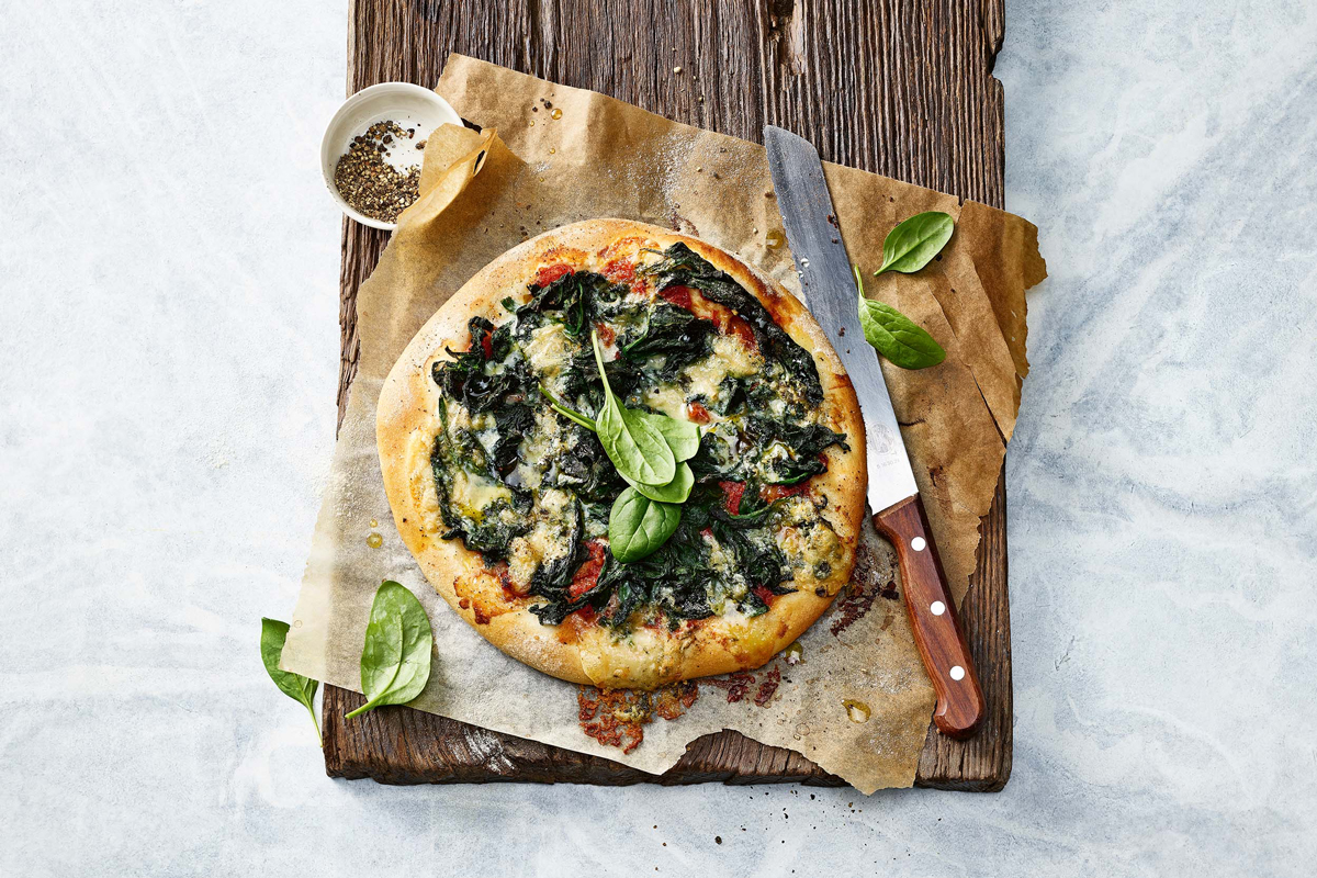 Pizza mit Spinat und Blauschimmelkäse - Annemarie Wildeisens KOCHEN